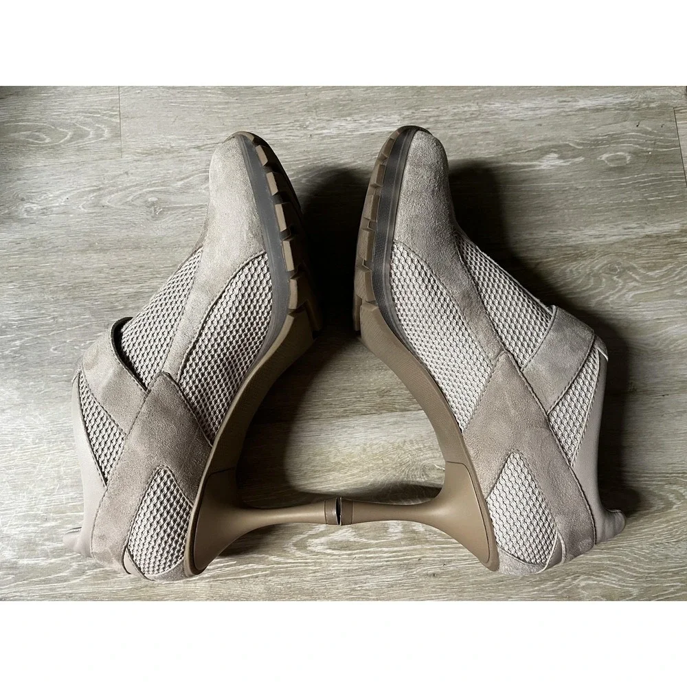 Sneex Shoes Womens Size 7 Beige Suede Mesh Stiletto Heel Round Toe Pumps Italy